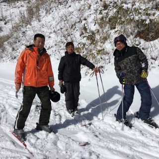 スキー・温泉旅行へ行ってきました(#^^#)スキー組編